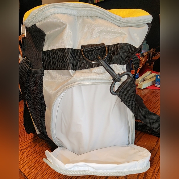 NWT Insulated Cooler Bag - Picture 6 of 10